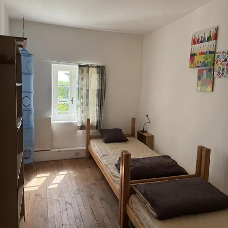 Les Borderies Apartament *